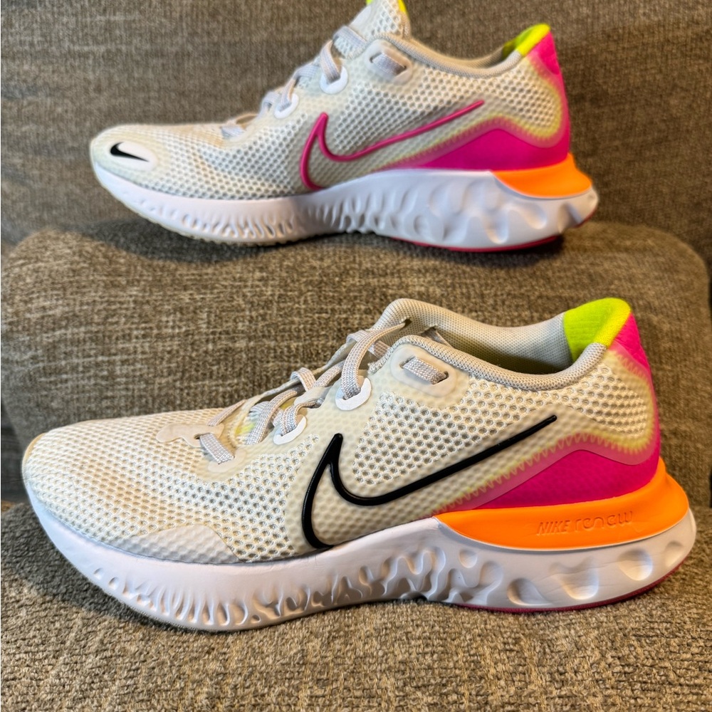Nike Women's Renew Running shoes Size 7.5 White/Pink/Orange/Yellow/Black - Picture 2 of 7
